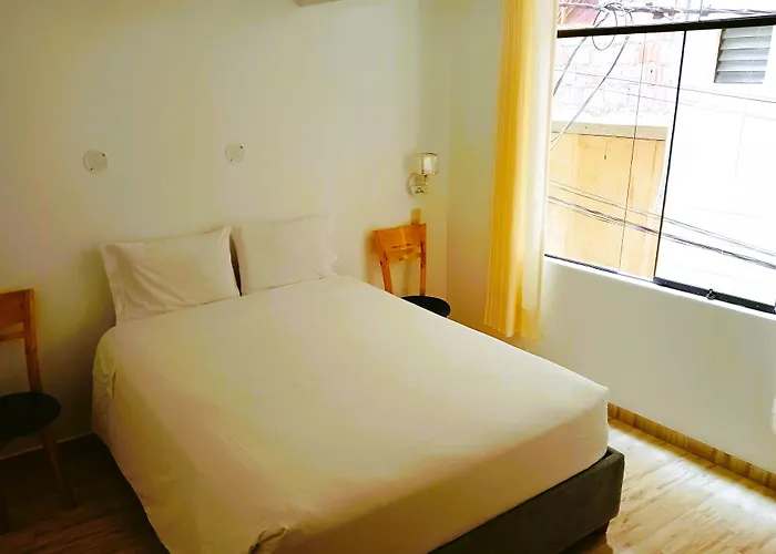 Emmanuel Hotel 2*